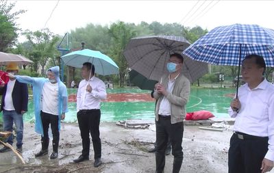 通城縣塘湖鎮(zhèn)扶貧微工廠開(kāi)工建設(shè)，助力五金產(chǎn)品零售產(chǎn)業(yè)發(fā)展